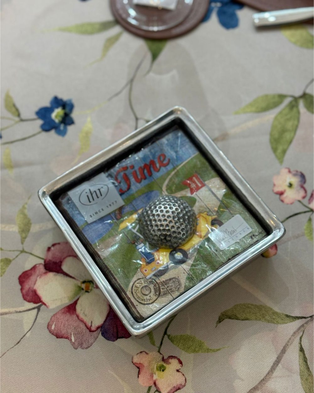 Servilletero en Aluminio Color Plateado Tamaño Cóctel Diseño Golf Ball