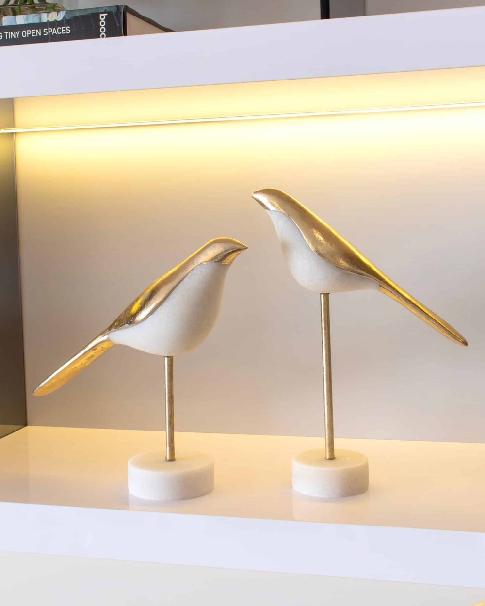 Pajarito en Resina en Tono Dorado y Blanco Pequeño