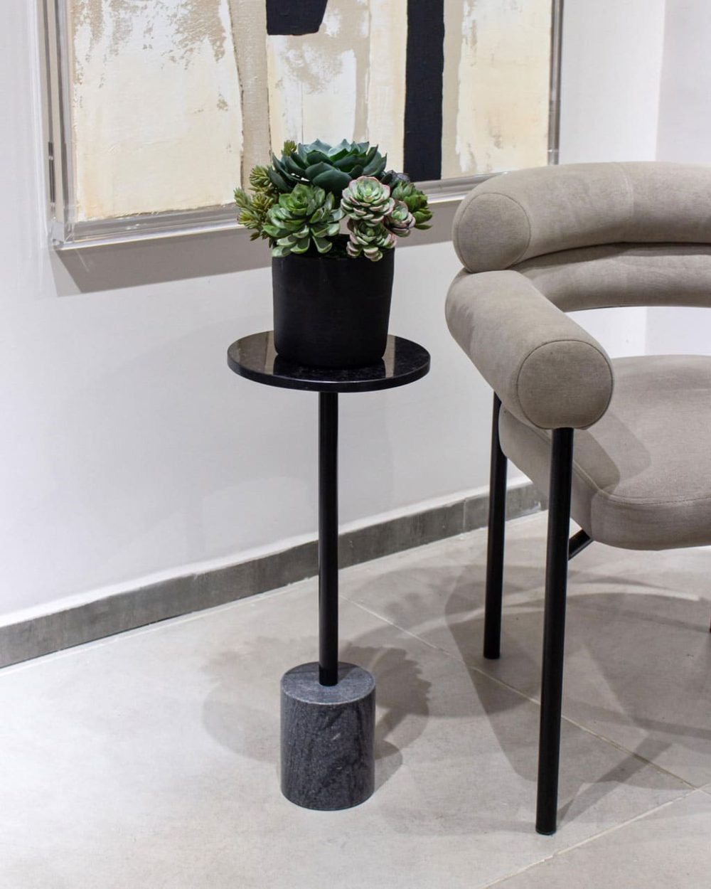 Mesa Auxiliar En Granito Negro