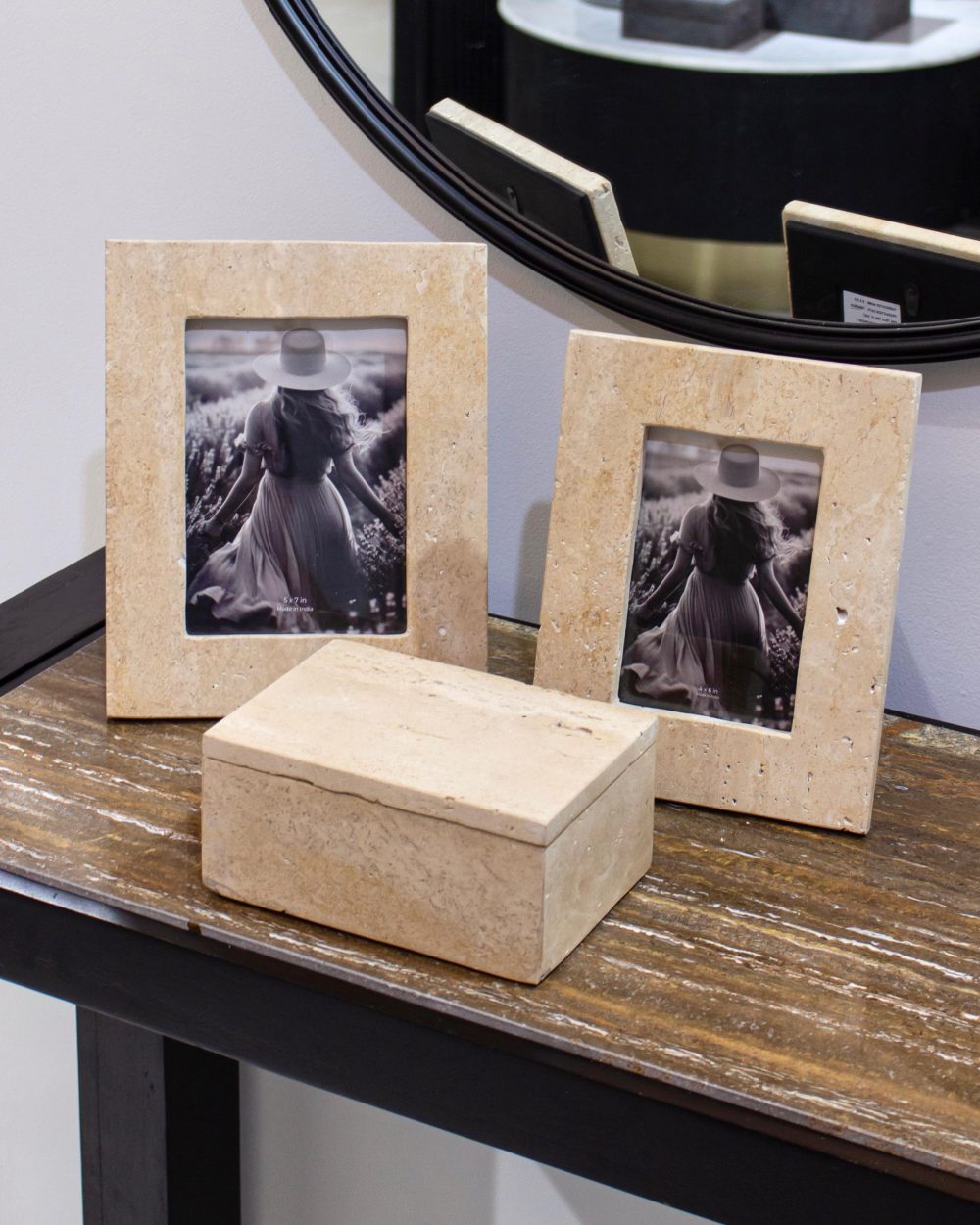 Caja Decorativa de Travertino en Tono Beige