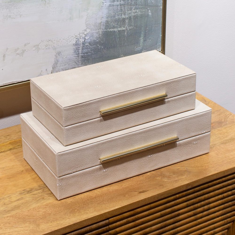 Caja                                Decorativa en Color Crema Grande