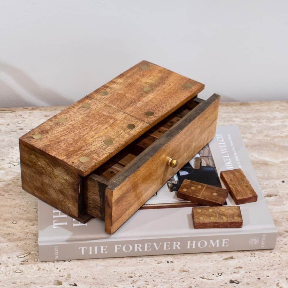 Accesorio                        Decorativo Juego de Dominó en Caja de Madera