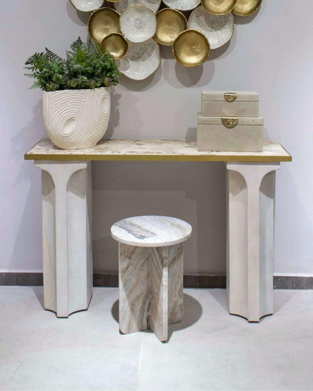 Mesa Consola Sardi Blanca en Travertino