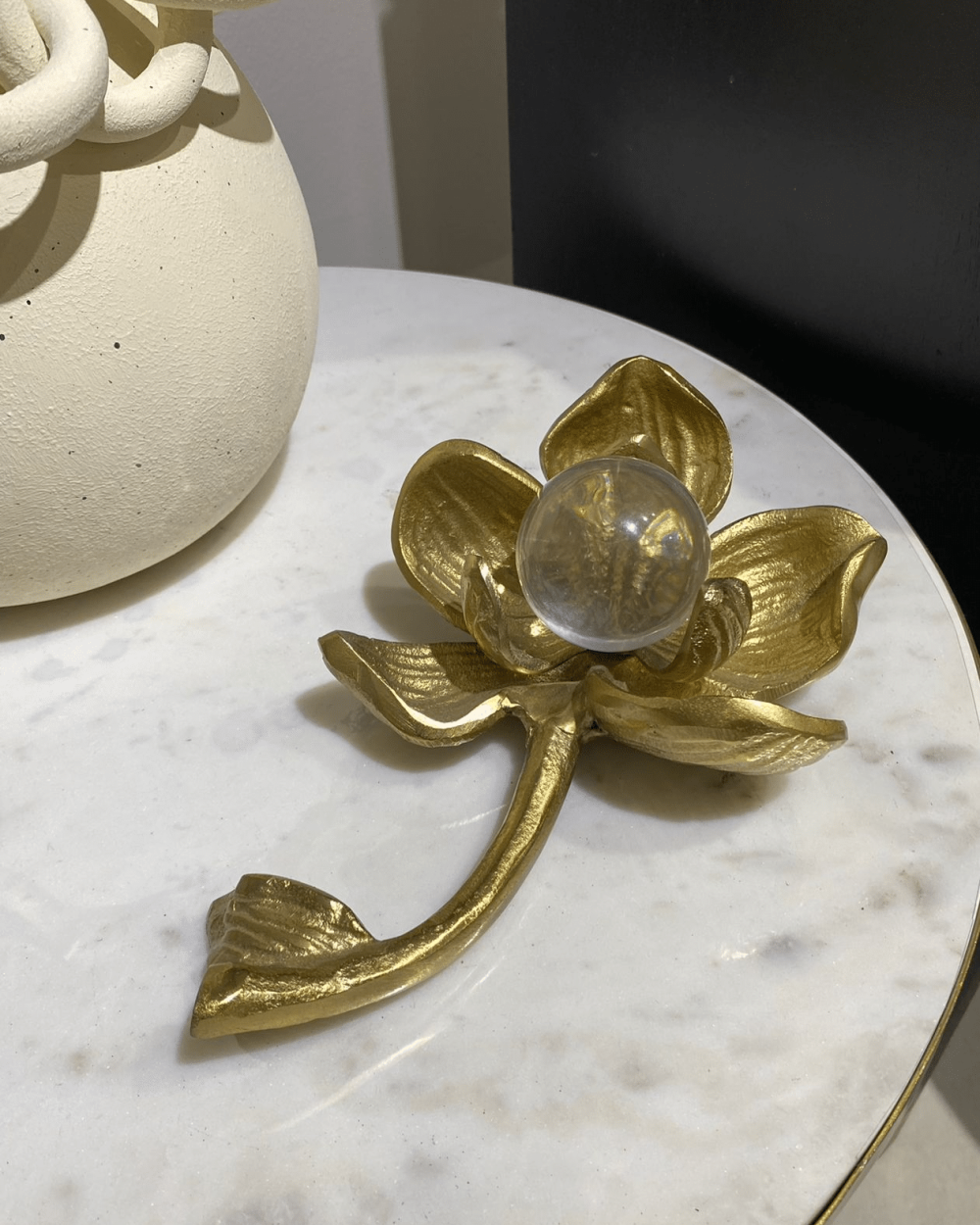 Accesorio Decorativo Flor Dorada Pequeña