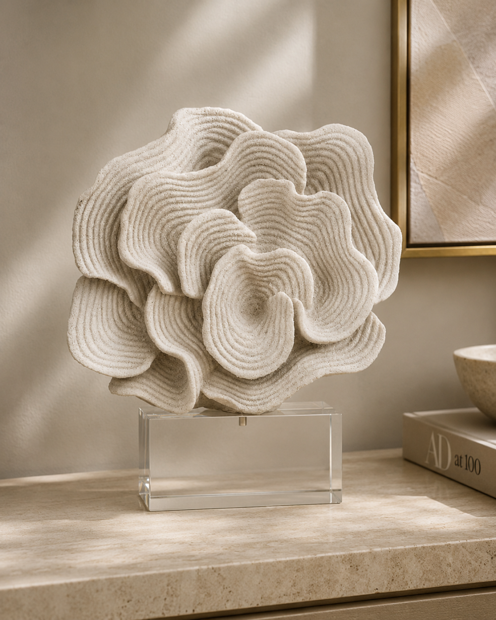 Escultura Egerton de Coral con Base de Cristal