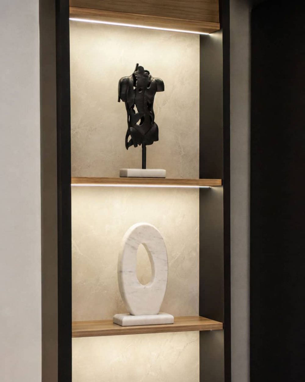 Escultura Louvine de Mármol Tallado Pequeña