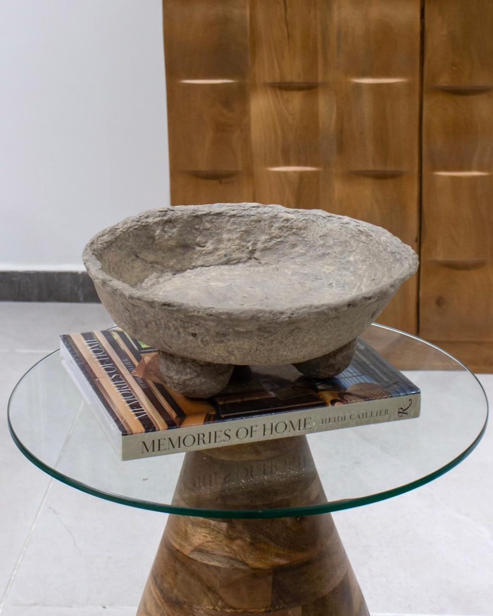 Bowl con Base y Relieve en Papel Maché Taupe