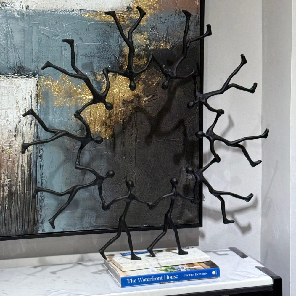 Escultura Hombres Caminando en Aro