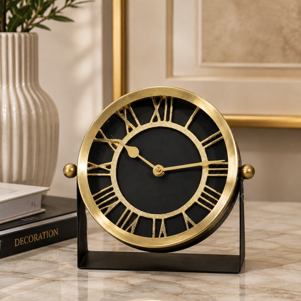 Reloj de Mesa en Metal Dorado con Negro