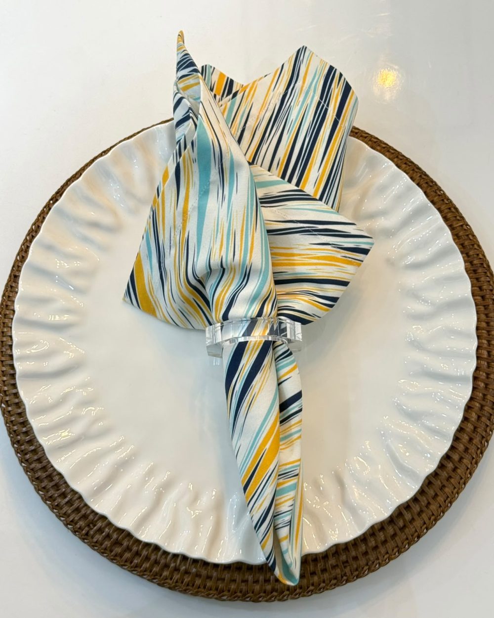 Servilleta By Carla Lizarazo – Azul, Celeste y Amarillo