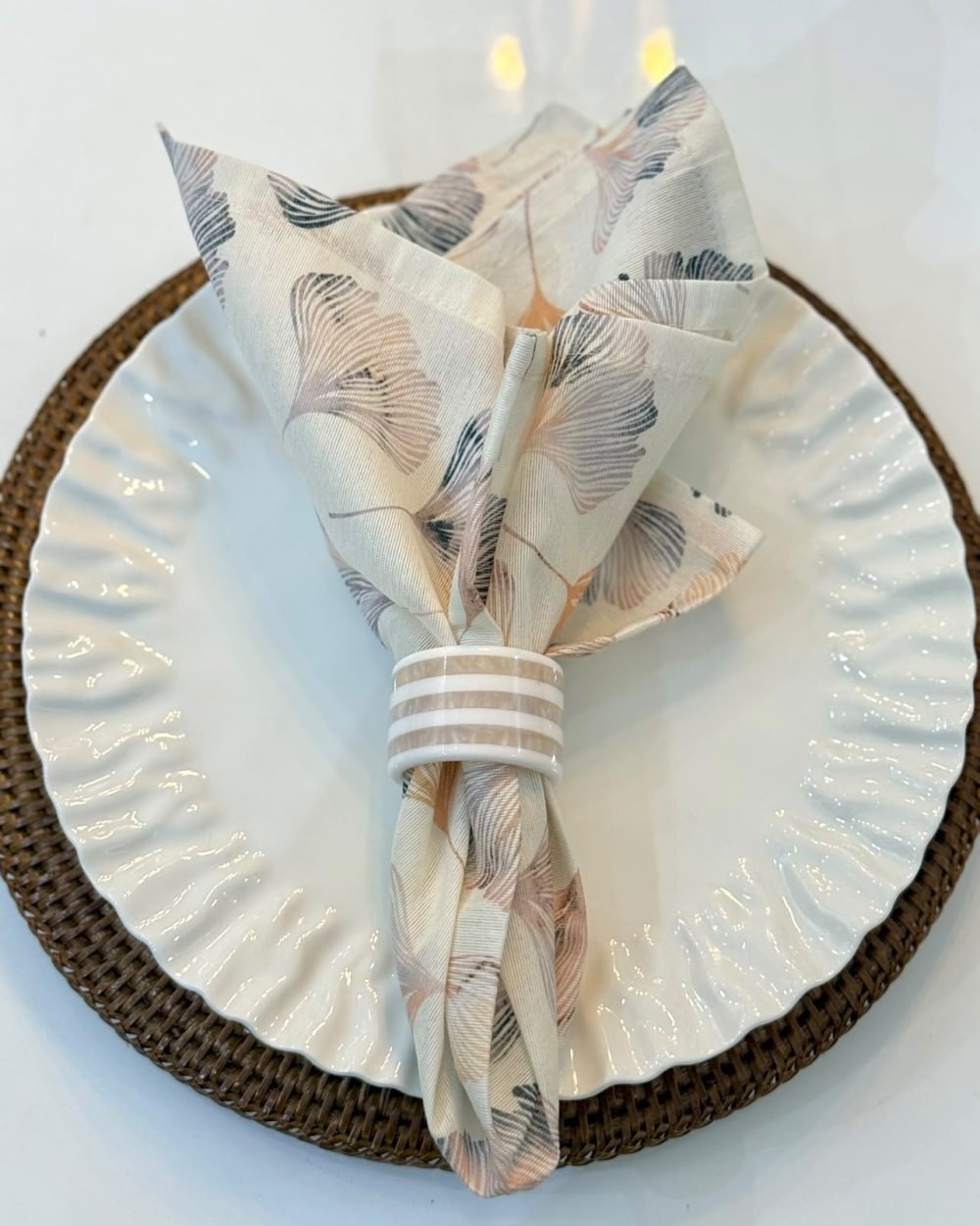 Servilleta By Carla Lizarazo – Hojas de Ginkgo