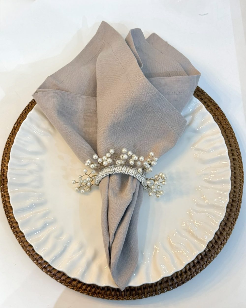 Servilleteros de Anillo con Perlas y Alambre Dorado
