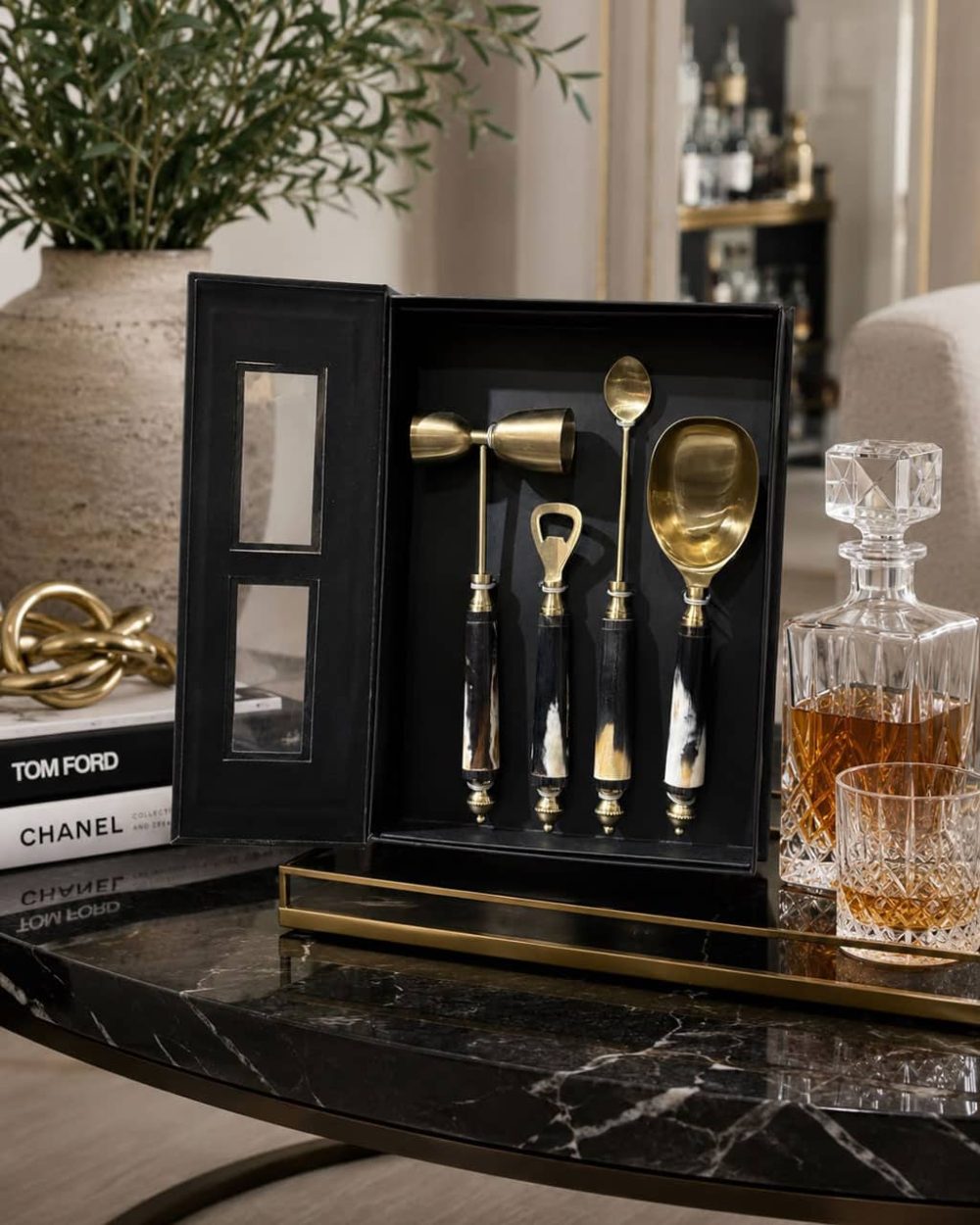 Set de 4 Accesorios para Bar Hazenworth Azul con Bronce