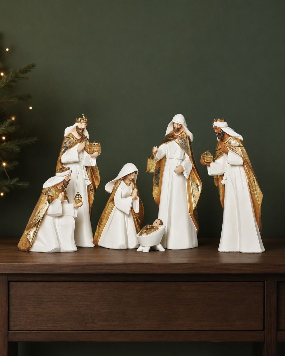 Pesebre en Tonos Dorado y Blanco de 6 Piezas 30cm alto